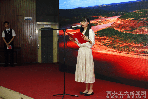 说明: http://www.xatu.cn/images/18/05/30/t2rjcvefk3/163af42fc9f.jpg